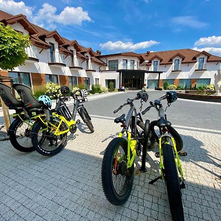 Hotel Sebory Пшасныш Экстерьер фото