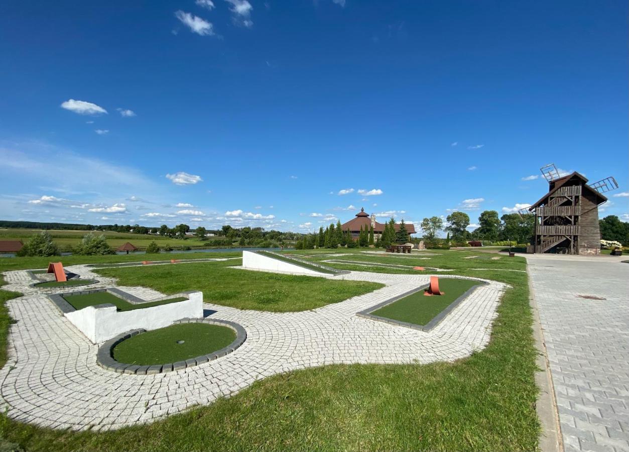 Hotel Sebory Пшасныш Экстерьер фото