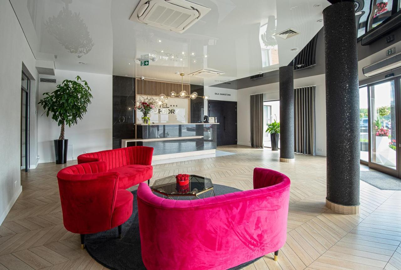 Hotel Sebory Пшасныш Экстерьер фото